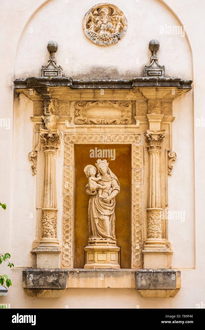 L'Italia, sicilia, Siracusa centro storico sull isola di Ortigia, sito Patrimonio Mondiale dell'UNESCO, il Palazzo Bellomo Galleria Regionale della Sicilia Foto Stock