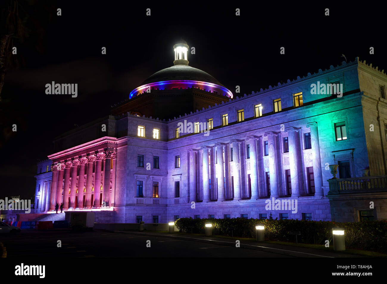 Il Campidoglio di Puerto Rico (Capitolio de Puerto Rico) si trova sull'isolotto di San Juan appena fuori le mura della vecchia San Juan. Foto Stock