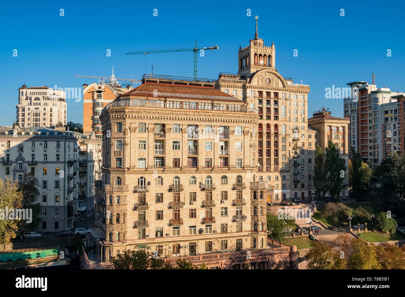 Architettura sovietica edifici sul Khreshchatyk Street a Kiev Foto Stock