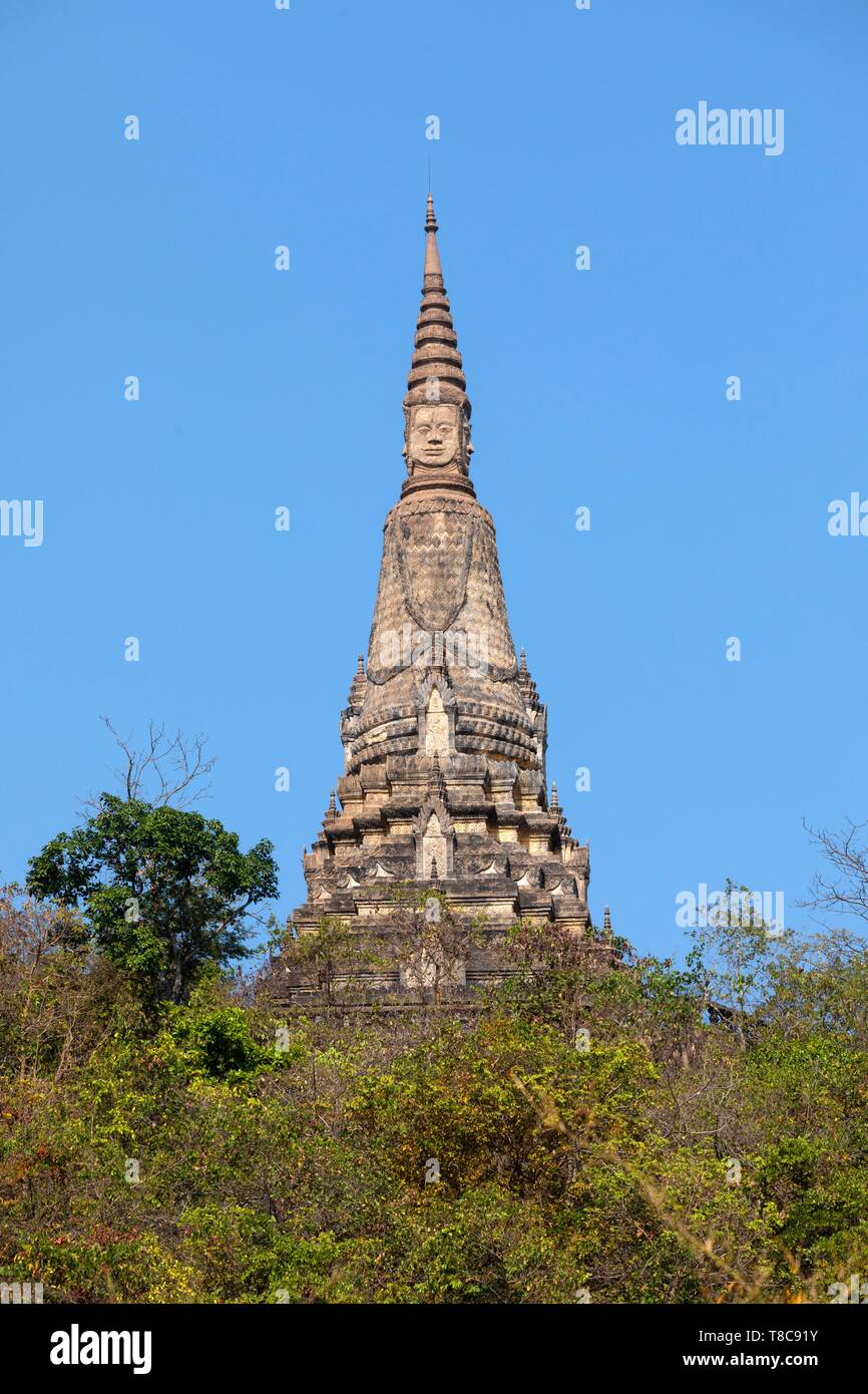 Stupa a Phnom Oudong a Vipassana Dhura meditazione buddista centro, Kampong Speu Provincia, Cambogia Foto Stock