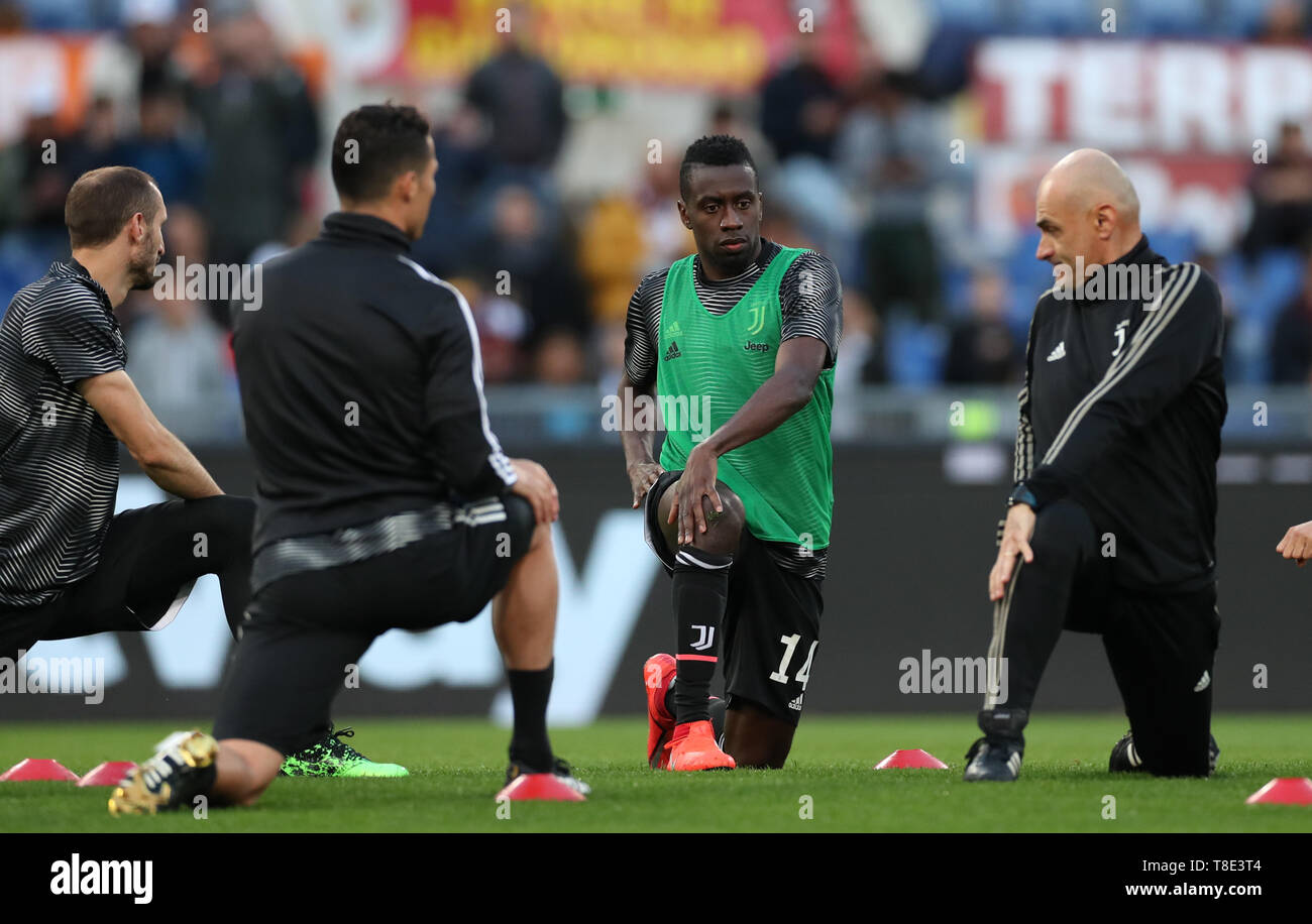 Stadio Olimpico di Roma, Italia. Il 12 maggio 2019. Serie A CALCIO, Roma contro la Juventus; Blaise Matuidi della Juventus pre-game warm up Credit: Azione Plus sport/Alamy Live News Foto Stock