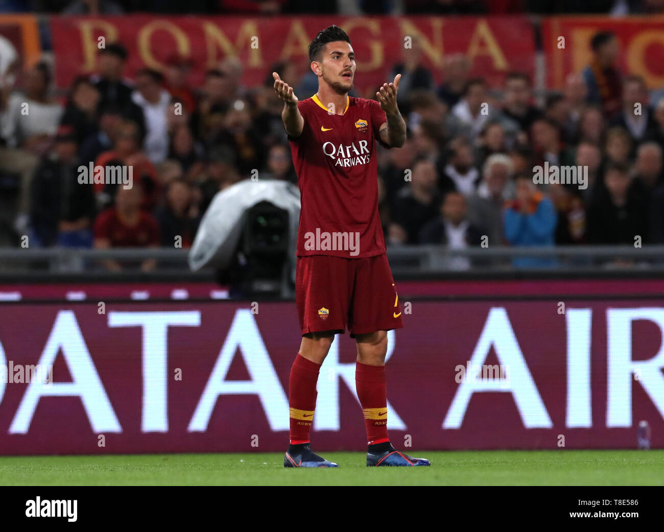 Stadio Olimpico di Roma, Italia. Il 12 maggio 2019. Serie A CALCIO, Roma contro la Juventus; Lorenzo pellegrini di Roma compolains circa la decisione di funzionari Credit: Azione Plus sport/Alamy Live News Foto Stock