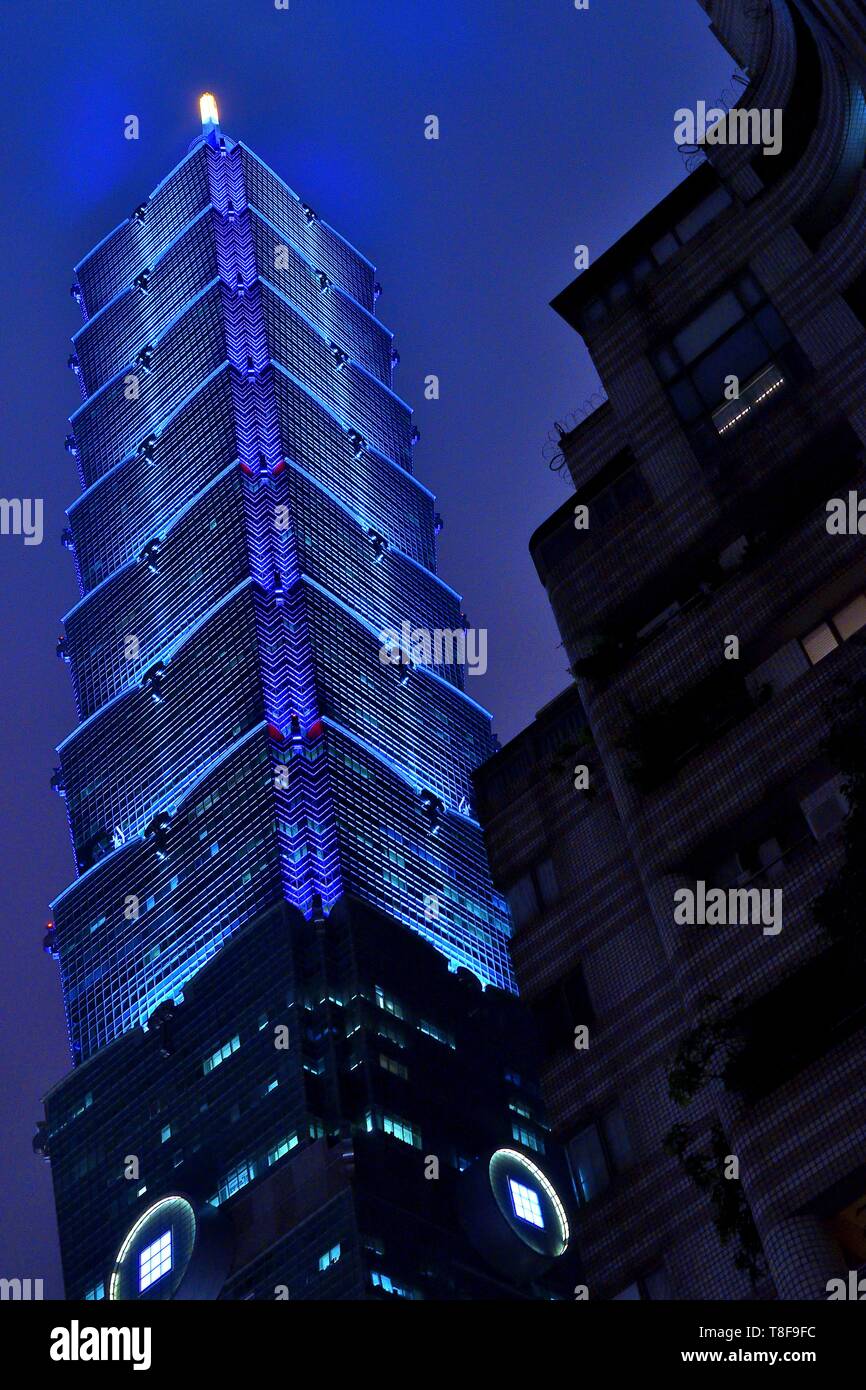 Repubblica di Cina, Taiwan, Taipei, Xinyi District, Taipei 101 Tower Foto Stock