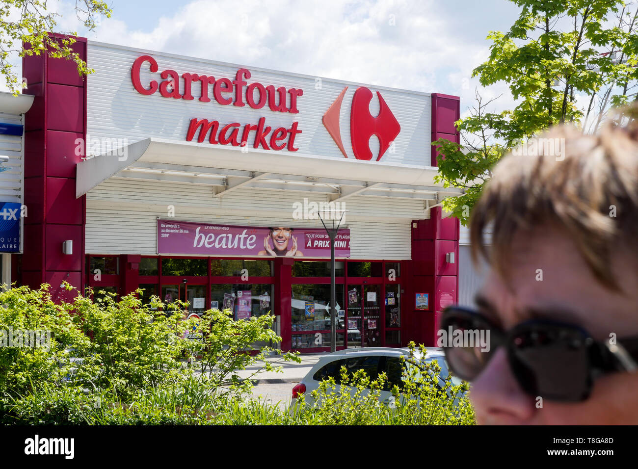 Carrefour Market, centro commerciale, Seynod, Haute-Savoie, Aura, Francia  Foto stock - Alamy
