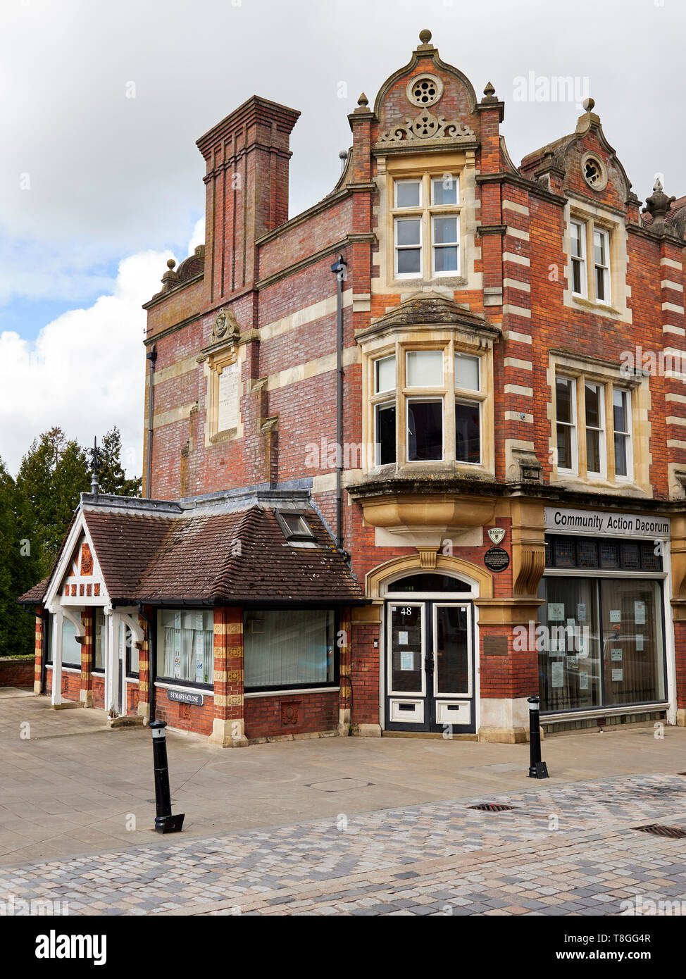 Edificio utilizzato come Tambury Gazette nella hit-serie dopo la vita, starring Ricky Gervais. Vecchio Hemel. Foto Stock