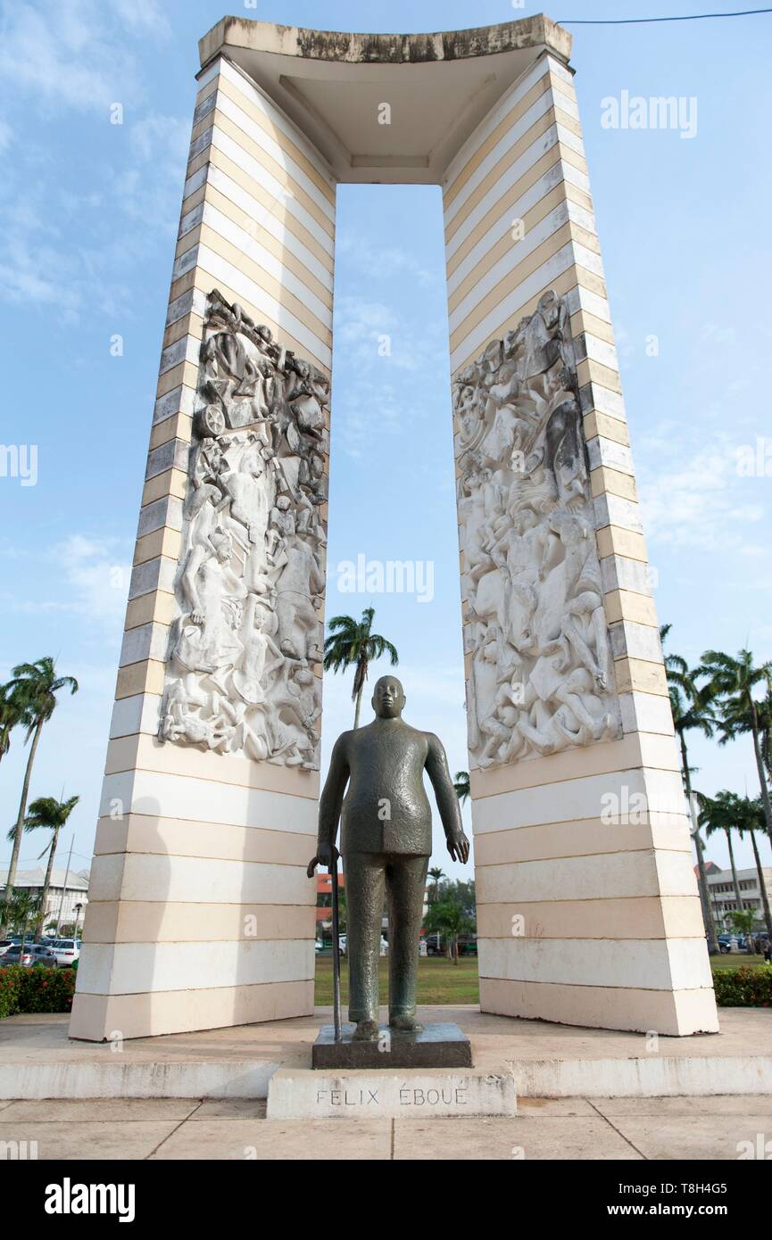 Francia, Guiana francese, Cayenne, Place des Palmistes, Statua di Felix Eboue Foto Stock