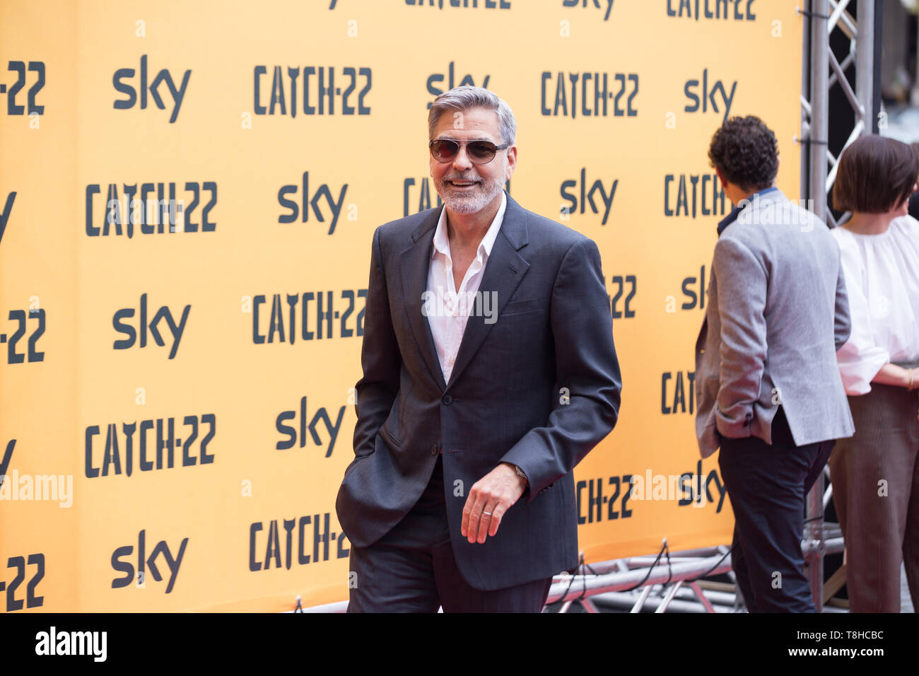 Roma, Italia. 13 Maggio, 2019. George Clooney Photocall a Roma per la presentazione alla stampa di Catch-22, originale Sky serie prodotta, diretto e interpretato da George Clooney Credito: Matteo Nardone/Pacific Press/Alamy Live News Foto Stock