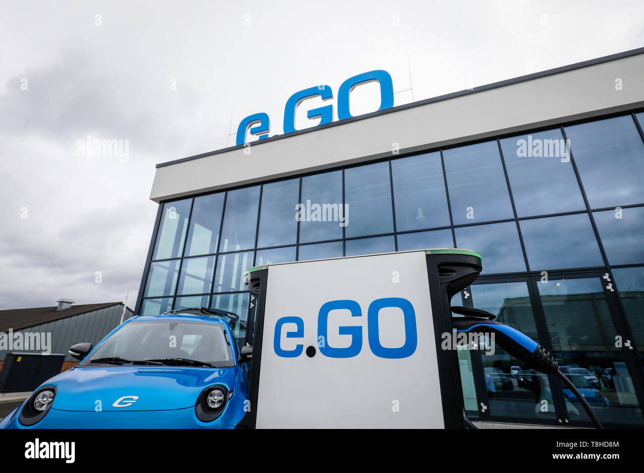 Aachen, Renania settentrionale-Vestfalia, Germania - e.GO Mobile offre il primo e.go la vita di auto elettriche da Aachen impianto di assemblaggio. Aachen, Nordrhein-Wes Foto Stock