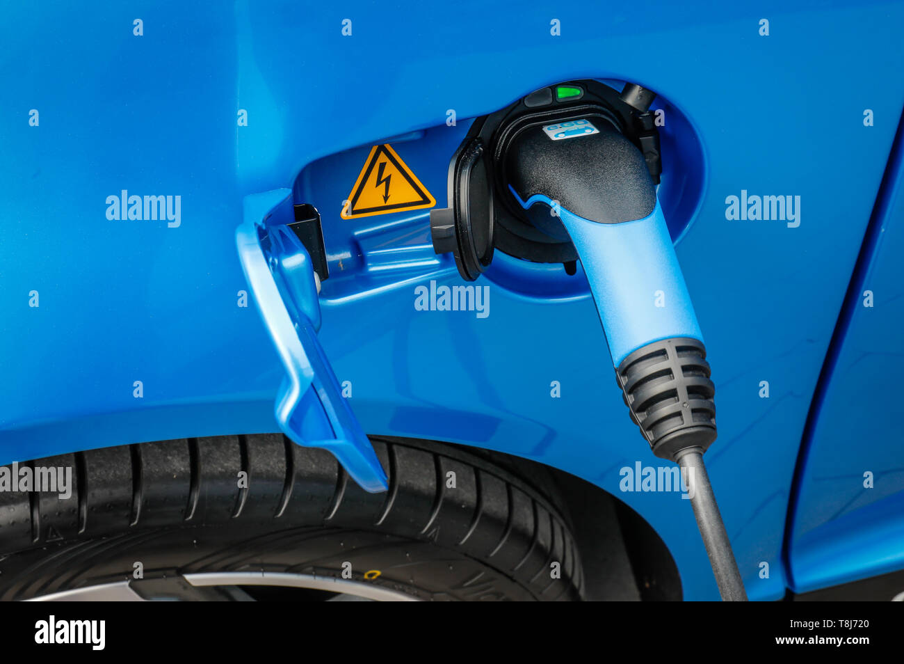 Aachen, Renania settentrionale-Vestfalia, Germania - auto elettrica stazione di ricarica, e.GO Mobile offre il primo e.go la vita di auto elettriche da Aachen assemb Foto Stock