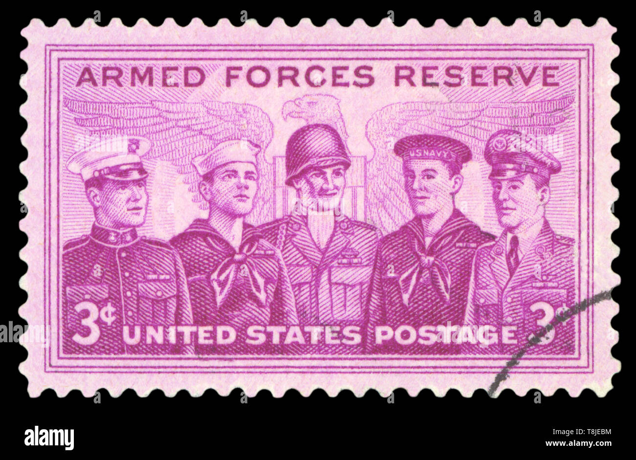 Stati Uniti d'America - circa 1955: un timbro stampato negli Stati Uniti mostra Marine, Coast Guard, Esercito, Marina e il personale dell'Air Force, Forze Armate di riserva, Foto Stock
