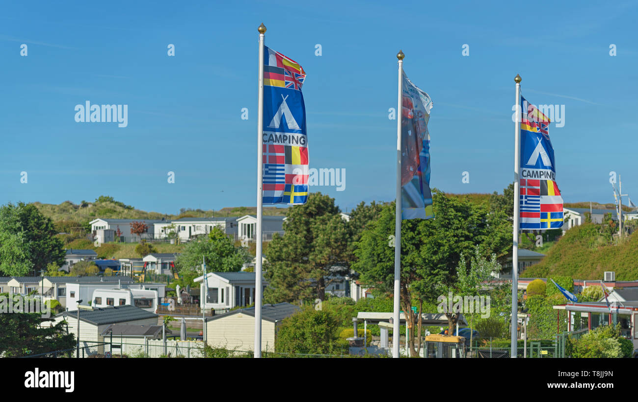 Duindoorn Camping è situato nelle dune di IJmuiden in mare, a breve distanza a piedi dalla spiaggia e dal Mare del Nord Foto Stock