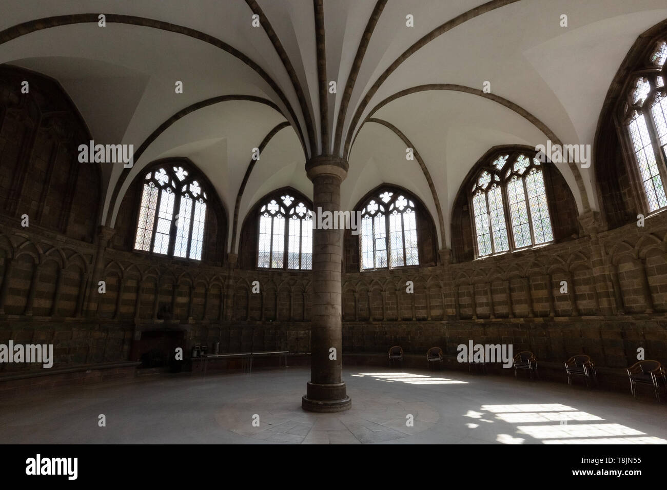 Cattedrale di Worcester Capitolo a casa o in aula capitolare, interno, Norman in origine, risalente al 1120, cattedrale di Worcester, Worcestershire Inghilterra REGNO UNITO Foto Stock