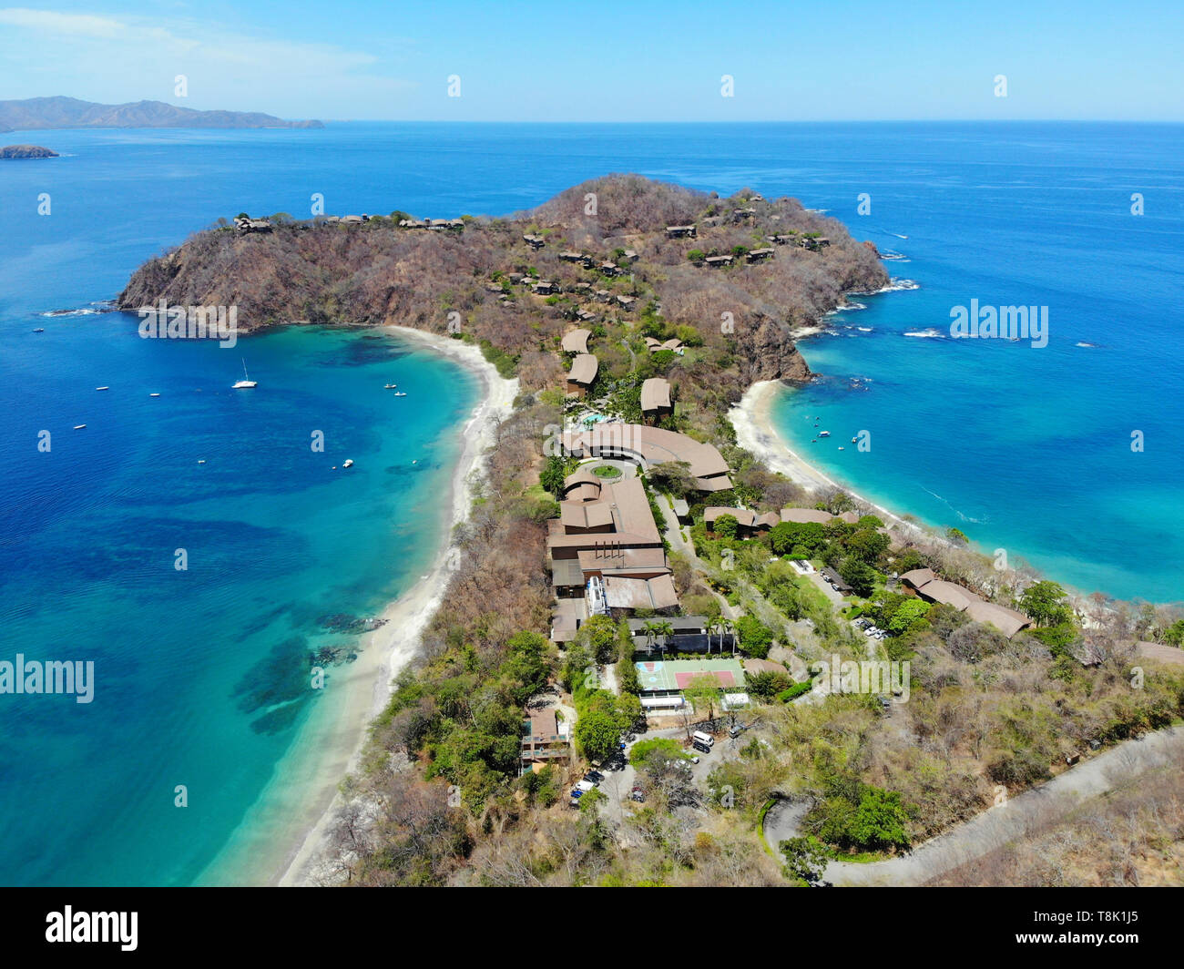 PAPAGAYO, COSTA RICA -18 MAR 2019- vista aerea del Four Seasons Resort Costa Rica e la penisola Papagayo durante la stagione secca in Guanacaste. Foto Stock