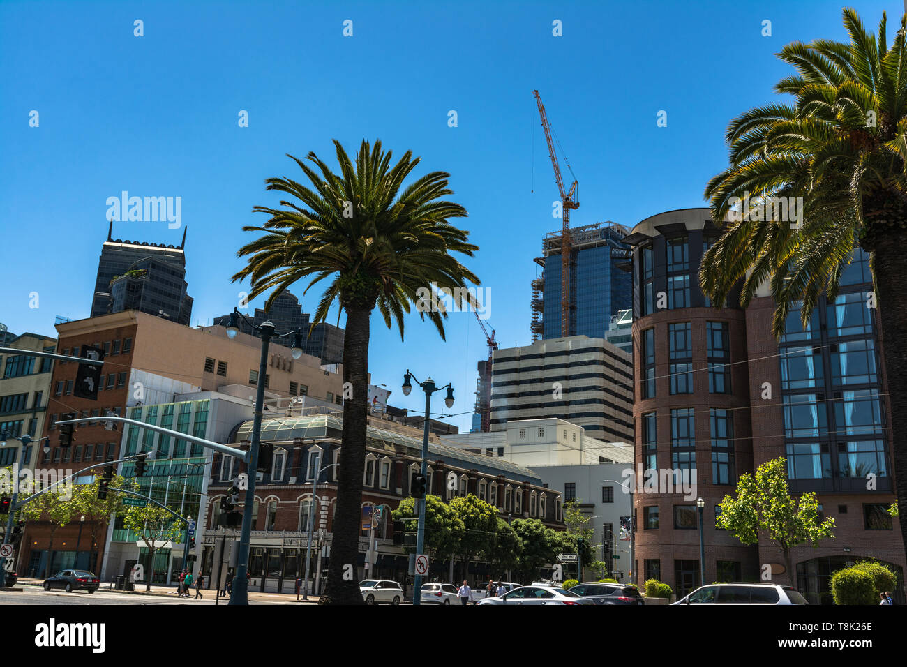 San Francisco, California, Stati Uniti d'America - 1 Giugno 2018 : San Francisco vista dall'Embarcadero Foto Stock