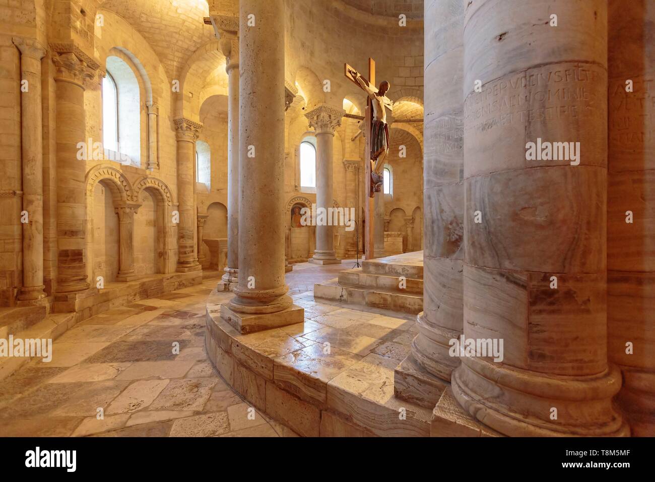 L'Italia, Toscana, Val d'Orcia elencati come patrimonio mondiale dall' UNESCO, Castelnuovo dell Abate, Montalcino, San'tAntimo abbazia cistercense Foto Stock