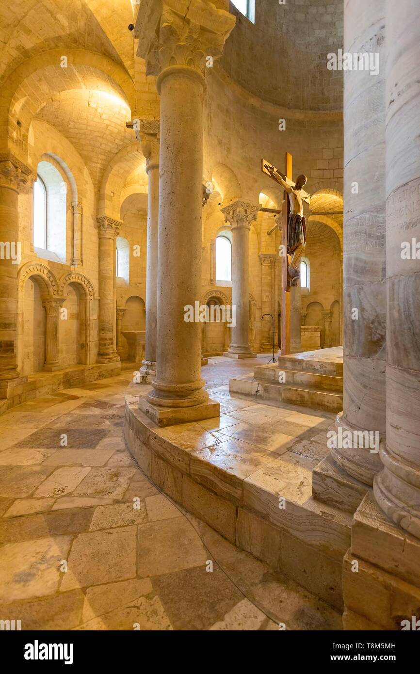 L'Italia, Toscana, Val d'Orcia elencati come patrimonio mondiale dall' UNESCO, Castelnuovo dell Abate, Montalcino, San'tAntimo abbazia cistercense Foto Stock