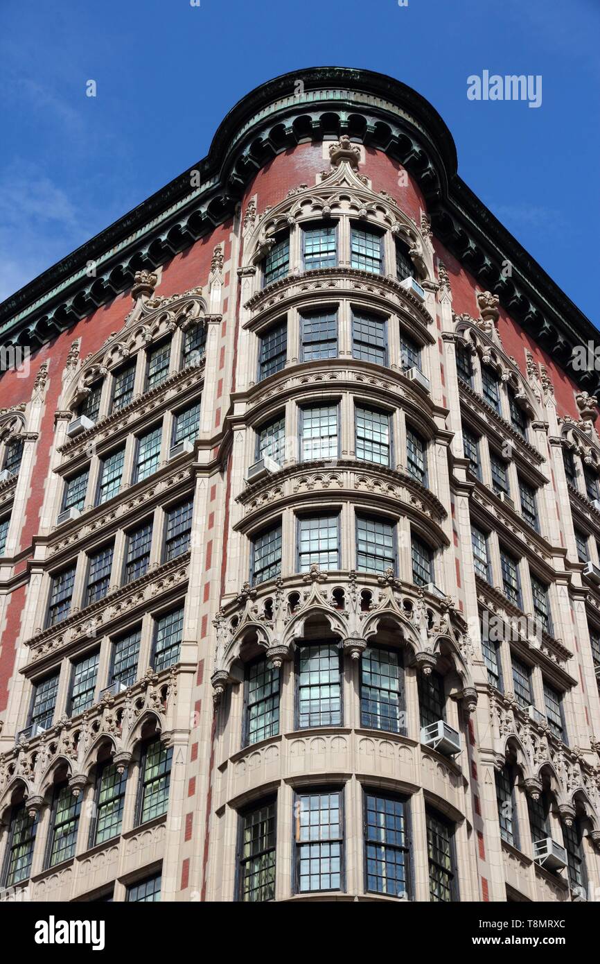NEW YORK, Stati Uniti d'America - 2 Luglio 2, 2013: Architettura di Madison Avenue a New York. Madison avenue non era una parte originale di NY street pianta a griglia, ma è stato creat Foto Stock