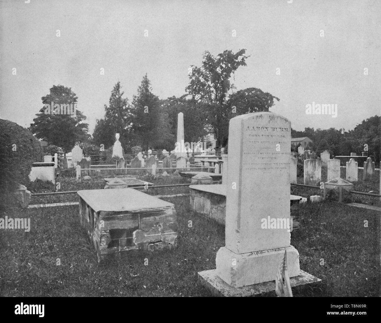 'Tombe di Jonathan Edwards e Aaron Burr, Princeton, New Jersey', C1897. Creatore: sconosciuto. Foto Stock