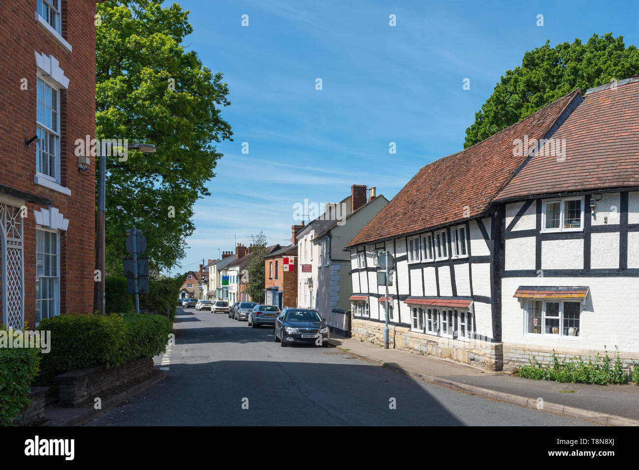 Mezza edifici con travi in legno nel Warwickshire villaggio di Bidford-on-Avon Foto Stock