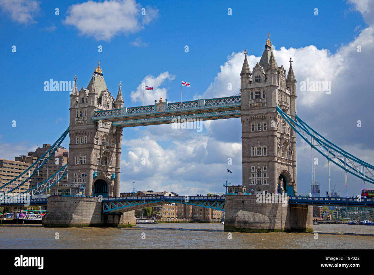 Il Tower Bridge di Londra, Inghilterra, Regno Unito, Europa Foto Stock