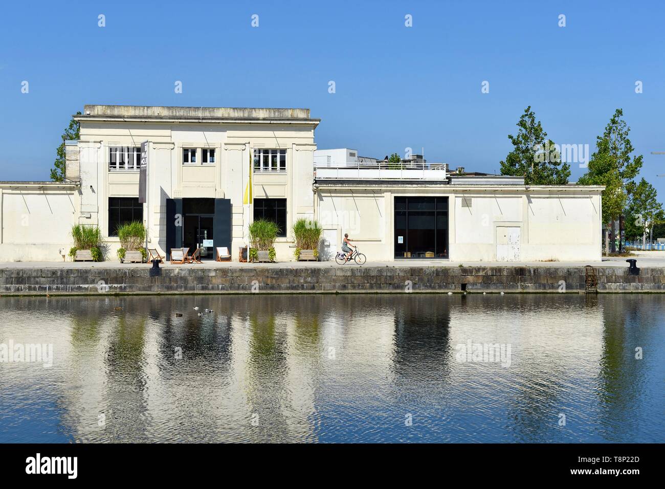 Francia, Calvados, Caen, il bacino di Saint Pierre, il Pavillon, centro culturale Foto Stock