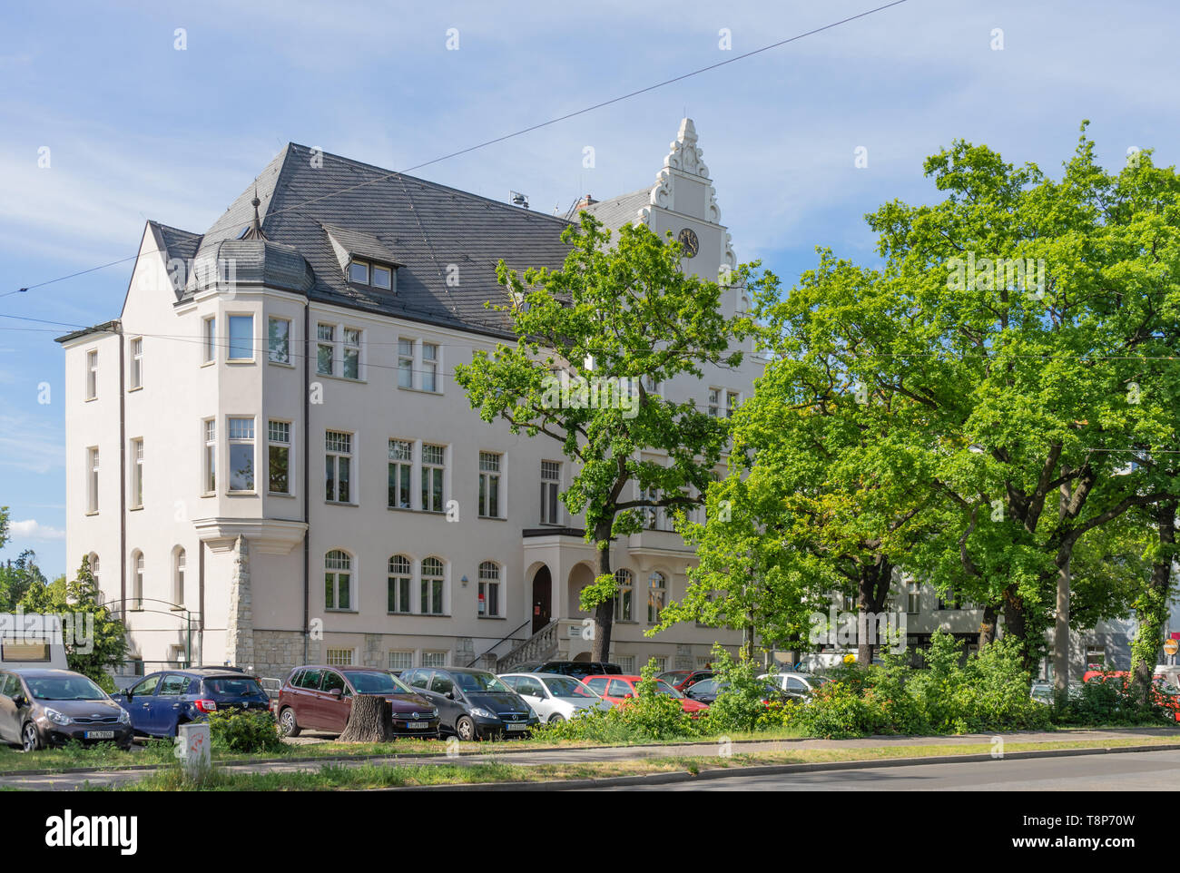 Municipio (Rathaus) a Berlino Johannisthal lungo via Sterndamm nel maggio 2019, Treptow, Germania, Europa Foto Stock