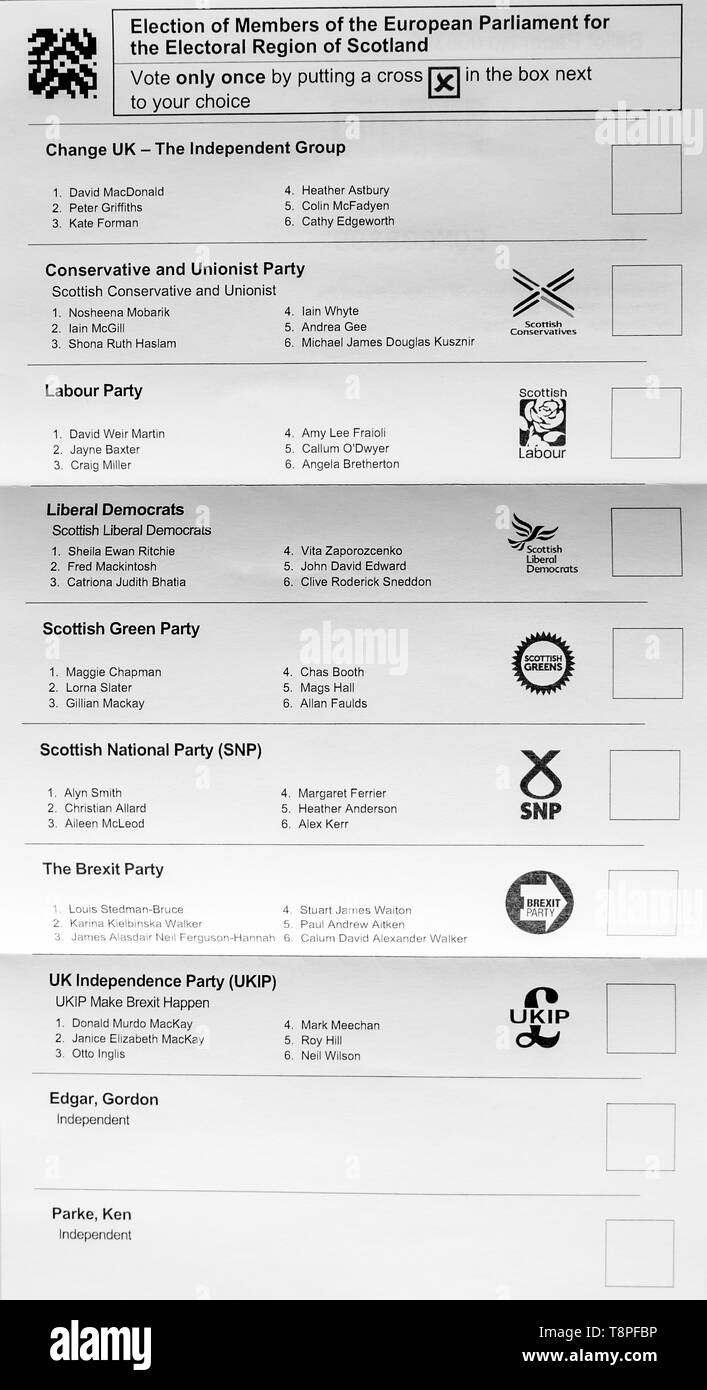 Scottish voto cartaceo per elettorale del Parlamento europeo, Regione elettorale della Scozia, maggio 2019 con 8 partiti politici Foto Stock