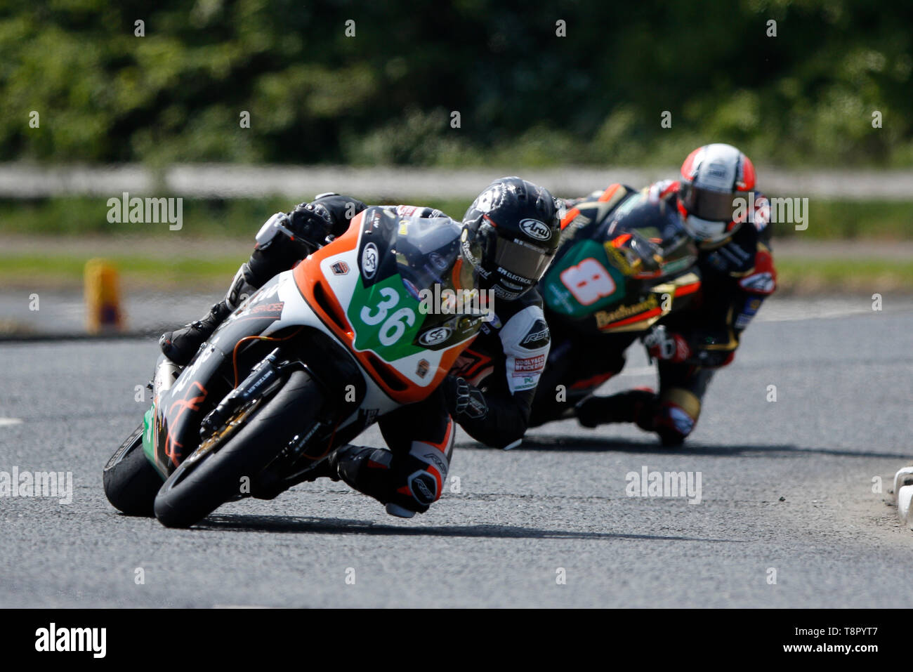 Portrush, Irlanda del Nord. 14 Maggio, 2019. Internazionale Nord Ovest 200 motorcycle road racing, Martedì pratica; Jamie Coward sul KTS Kawasaki Racing è stato il più veloce durante la pratica SuperTwins Credito sessione: Azione Plus sport/Alamy Live News Foto Stock