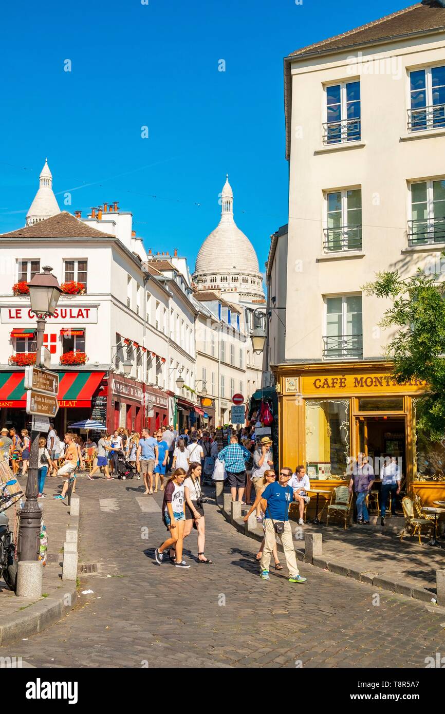 Francia, Parigi, la Butte Montmartre, il cafe Consulat le Sacre Coeur Foto Stock