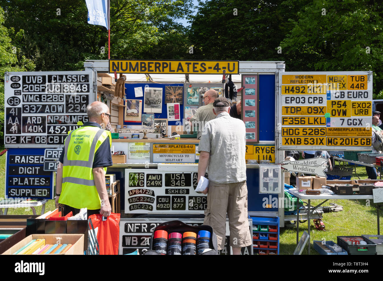 Targhe di immatricolazione (targhe di immatricolazione-4-U) o la registrazione delle targhe in vendita presso un car show, REGNO UNITO Foto Stock