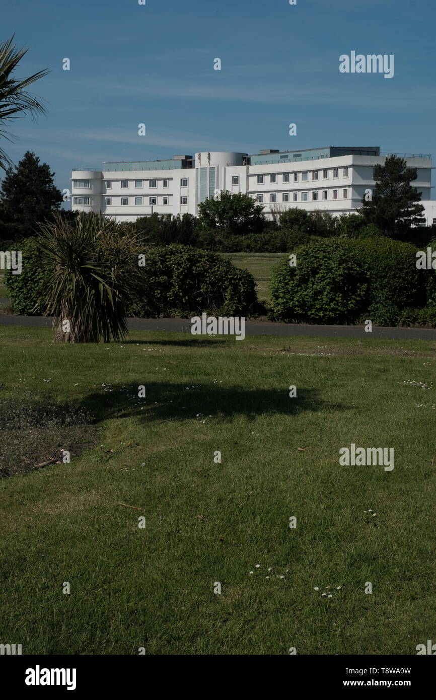 Art Deco, capolavoro, Morecambe, Morecambe Bay, Lancashire, ritiro costiero, Design, Storia, architettura, Eric Gill, Oliver Hill, Opera d'Arte Foto Stock