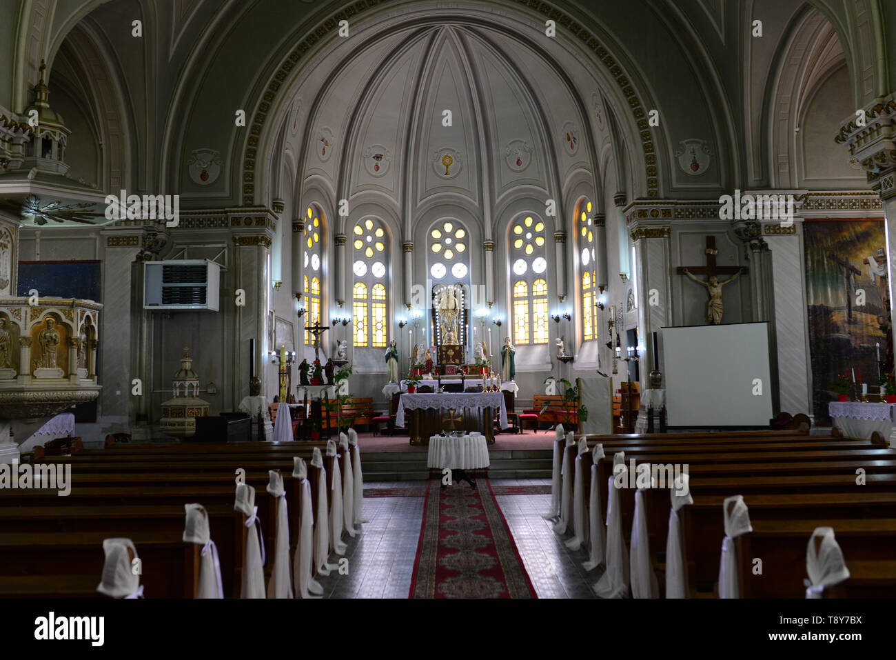 La città di Timisoara Romania chiesa di San Giuseppe architettura interni Foto Stock