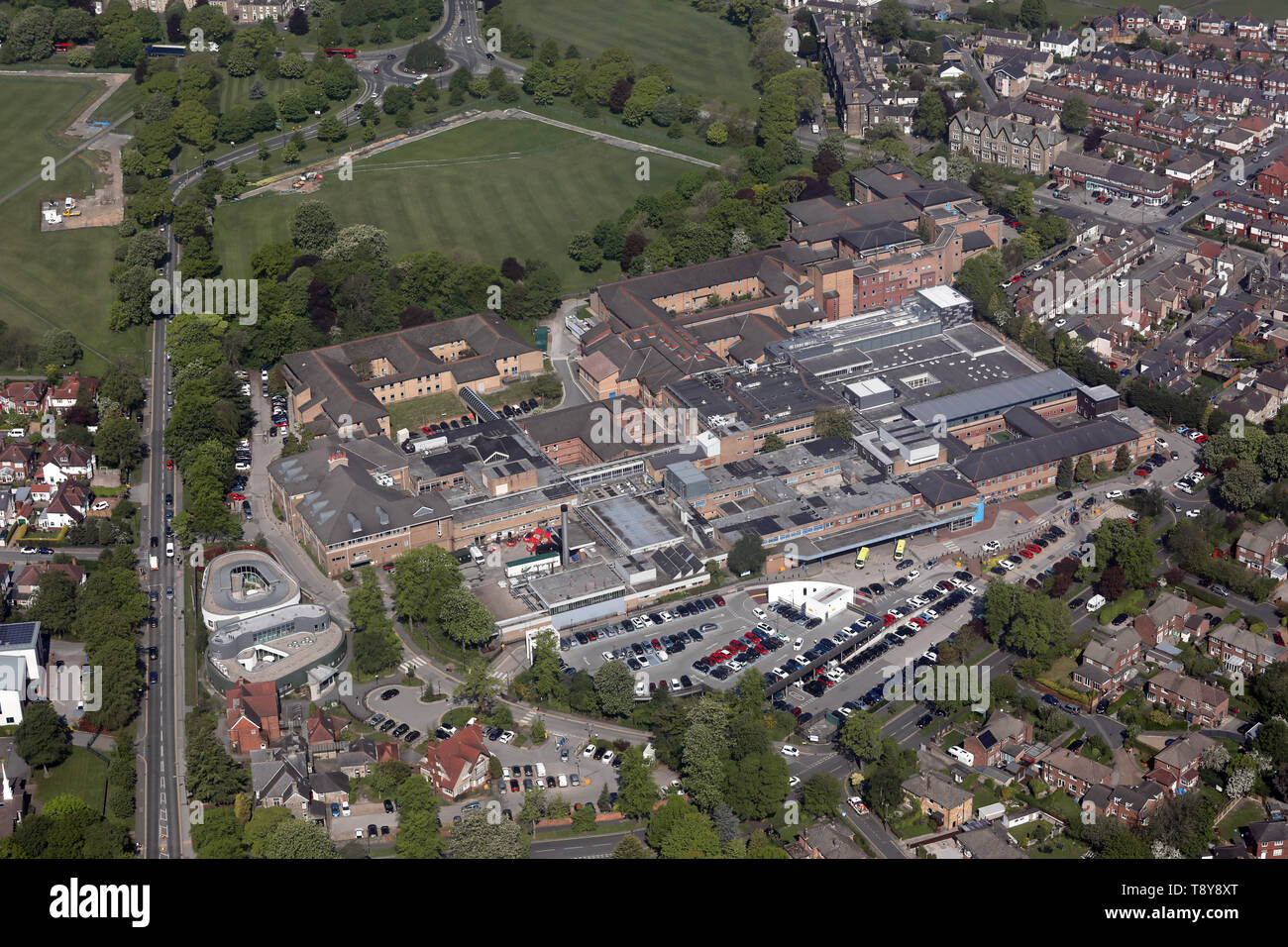 Vista aerea di Harrogate District Hospital, Harrogate, North Yorkshire, Regno Unito Foto Stock