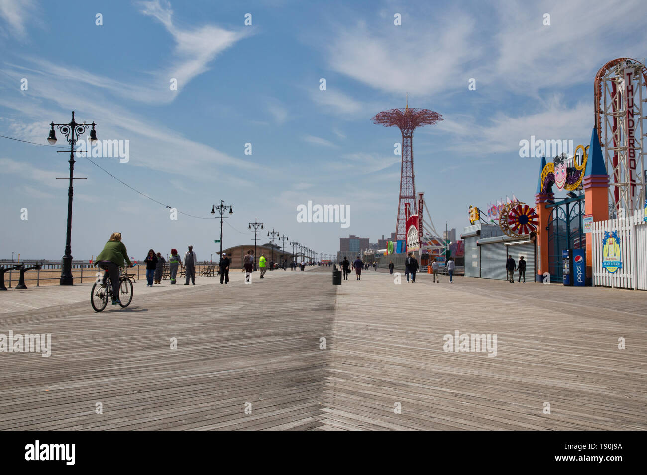 Il boardwalk Coney Island Foto Stock