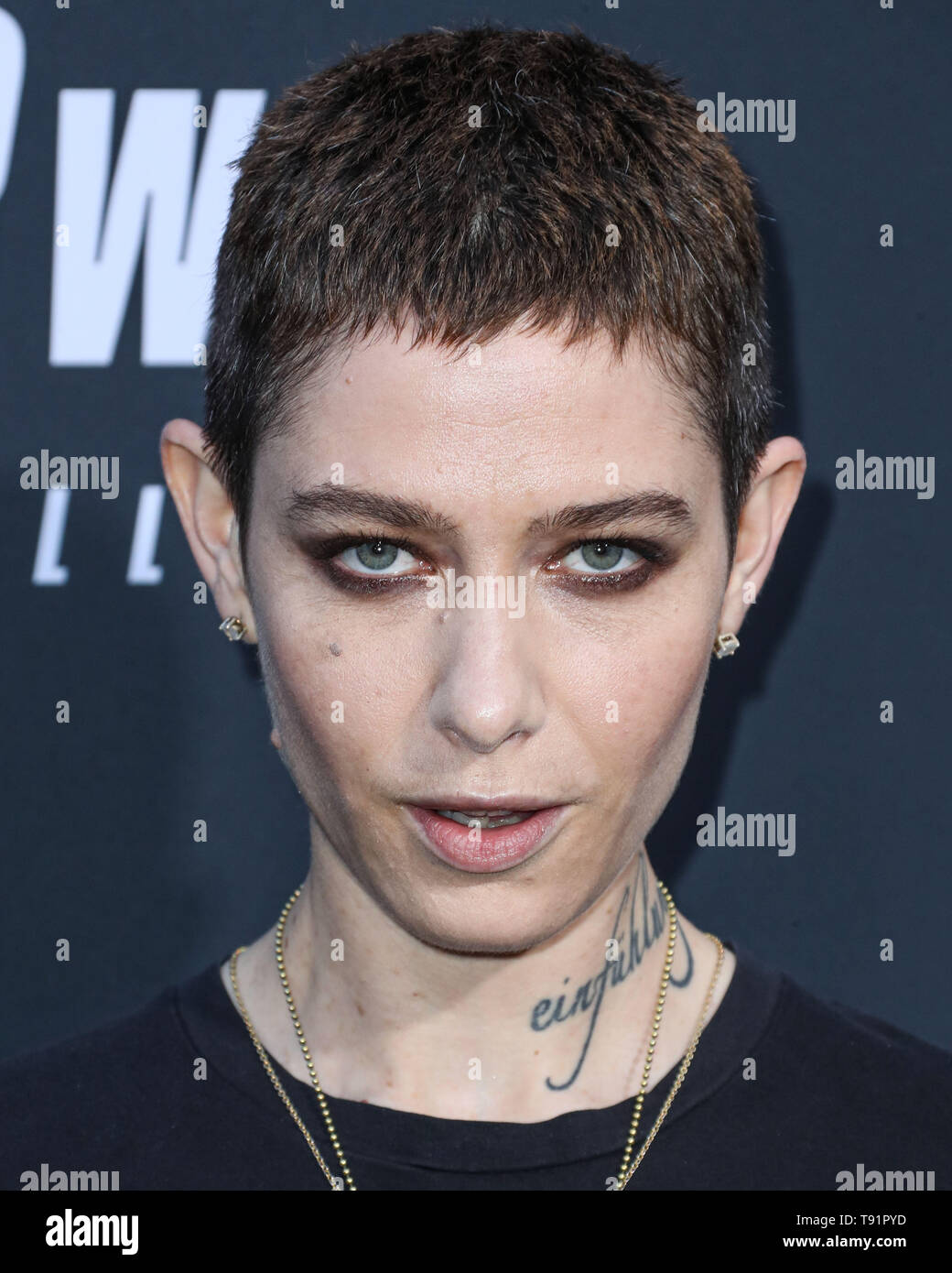 HOLLYWOOD e LOS ANGELES, CALIFORNIA, STATI UNITI D'America - 15 Maggio: attrice Asia Kate Dillon arriva a Los Angeles speciale proiezione del Lionsgate 'John stoppino: Capitolo 3 - Parabellum" tenutasi presso la leva TCL Chinese Theatre IMAX il 15 maggio 2019 a Los Angeles, California, Stati Uniti. (Foto di Xavier COLLIN/Image Press Agency) Foto Stock