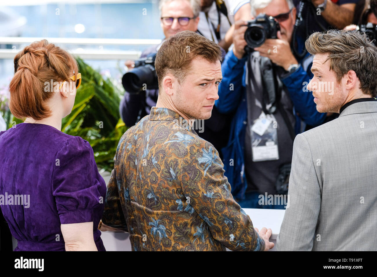 Cannes, Francia. 16 Maggio, 2019. Taron Egerton, Richard Madden e Bryce Dallas Howard pone a un photocall per Rocketman giovedì 16 maggio 2019 presso la 72a edizione del Festival de Cannes, Palais des Festivals Cannes. Nella foto: Taron Egerton, Richard Madden, Bryce Dallas Howard. Foto di credito: Julie Edwards/Alamy Live News Foto Stock