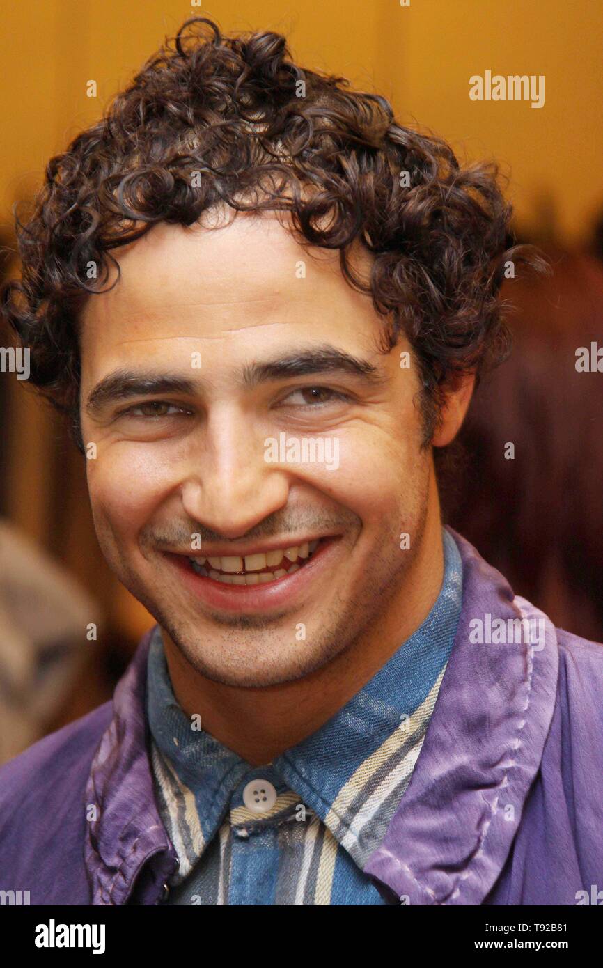 10-22-2008 Zac Posen anteprime il suo autunno/inverno 2008 raccolta di pelliccia a Massimiliano Fur Salon a Bloomingdale flagship store sulla 59 Street. Foto di Adam Scull-PHOTOlink.net Foto Stock