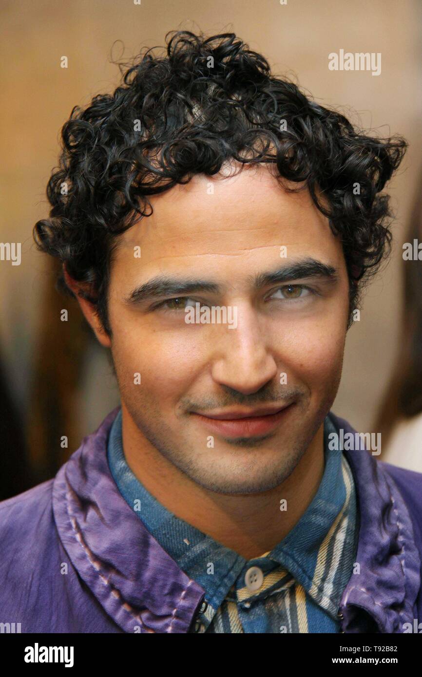 10-22-2008 Zac Posen anteprime il suo autunno/inverno 2008 raccolta di pelliccia a Massimiliano Fur Salon a Bloomingdale flagship store sulla 59 Street. Foto di Adam Scull-PHOTOlink.net Foto Stock
