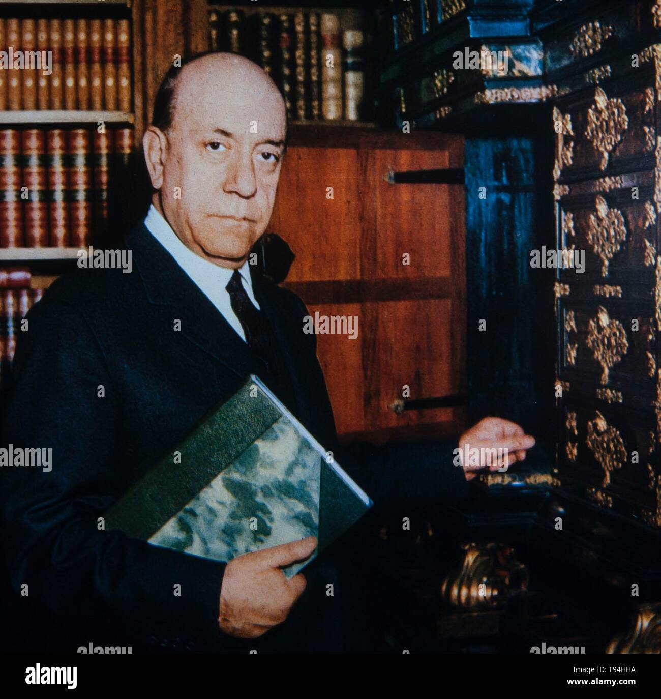 El médico Agustí Pedro i Pons. Museo: COLECCION PRIVADA. Foto Stock