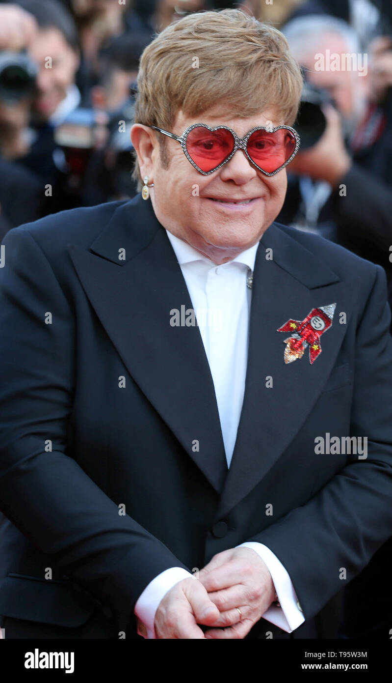 CANNES, Francia - 16 Maggio: Sir Elton John assiste lo screening di "Rocket Man' durante la 72a Cannes Film Festival (credito: Mickael Chavet/Progetto Alba/Alamy Live News) Foto Stock