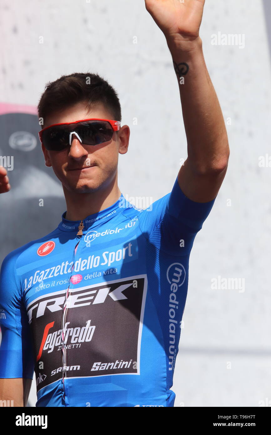 Cassino, Italia - 16 Maggio 2019: Giulio Ciccone sul podio della sesta tappa del 102º Giro d'Italia Cassino-San Giovanni Rotondo Foto Stock