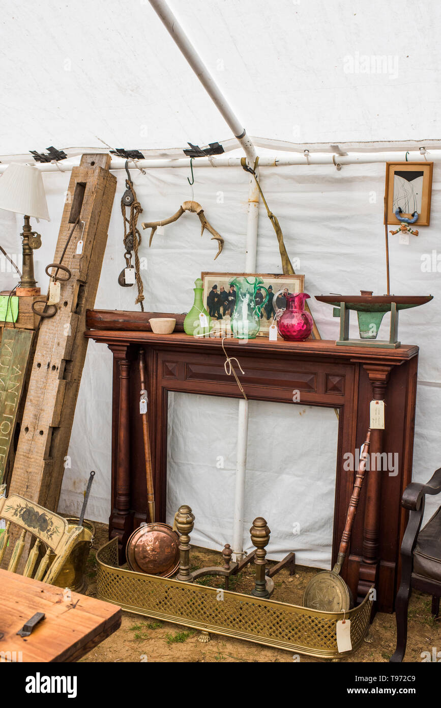 New York City, USA - May15, 2019: Brimfield Antique Market, Brimfield Massachusetts, USA. Foto Stock