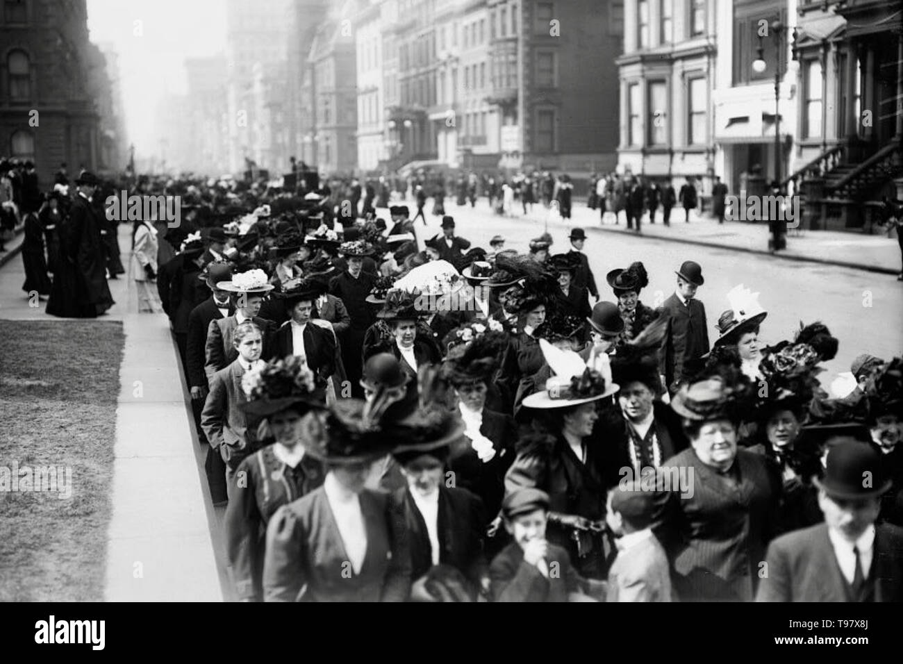 Easter Parade, Fifth Avenue, New York 19 Aprile 1908. Foto Stock