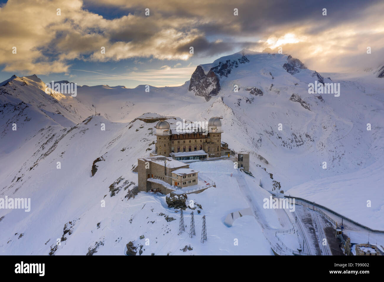 Stazione di ricerca con Hotel sul Gornergrat Zermatt, Svizzera Foto Stock