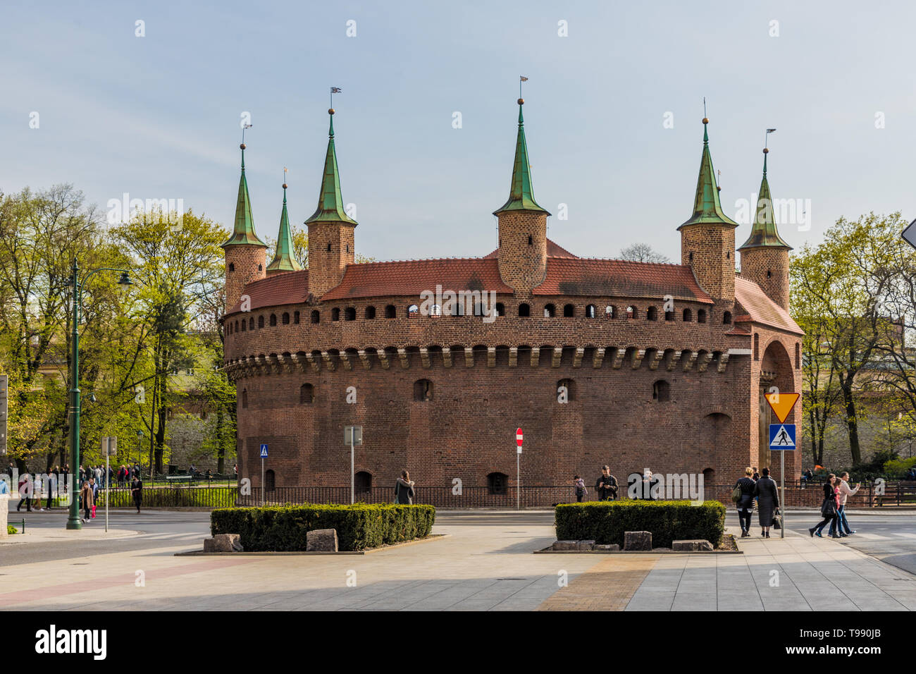 Il Barbican mura di difesa a Cracovia Polonia Foto Stock