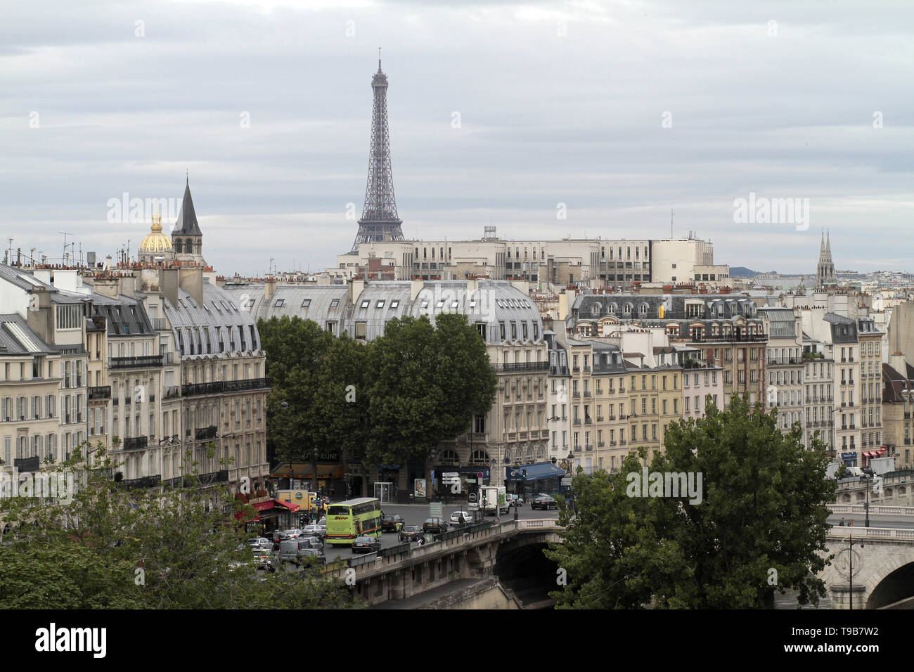Vue sur Paris et la tour Eiffel. Foto Stock