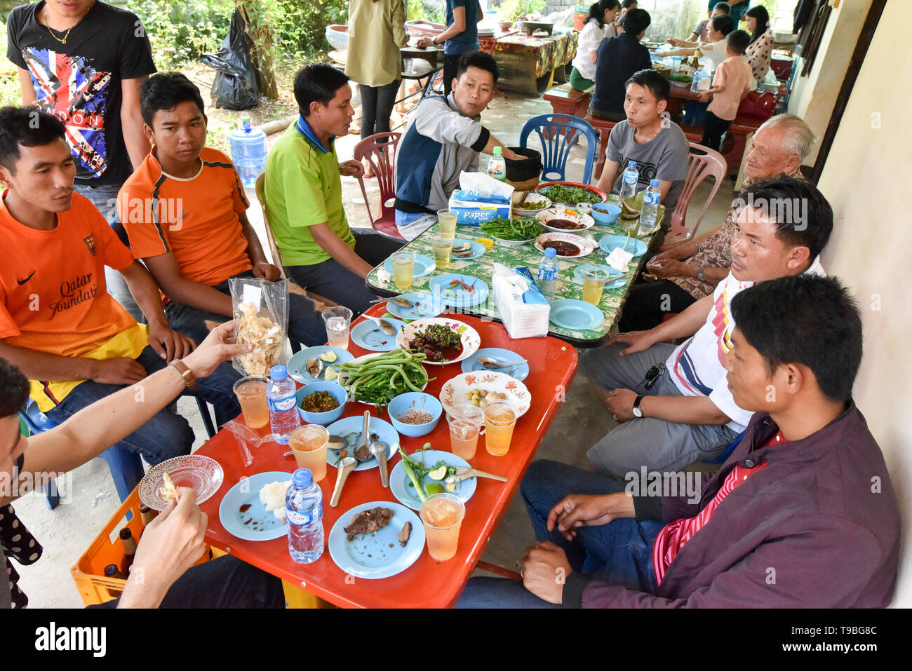 Riunione di famiglia, Laos Foto Stock