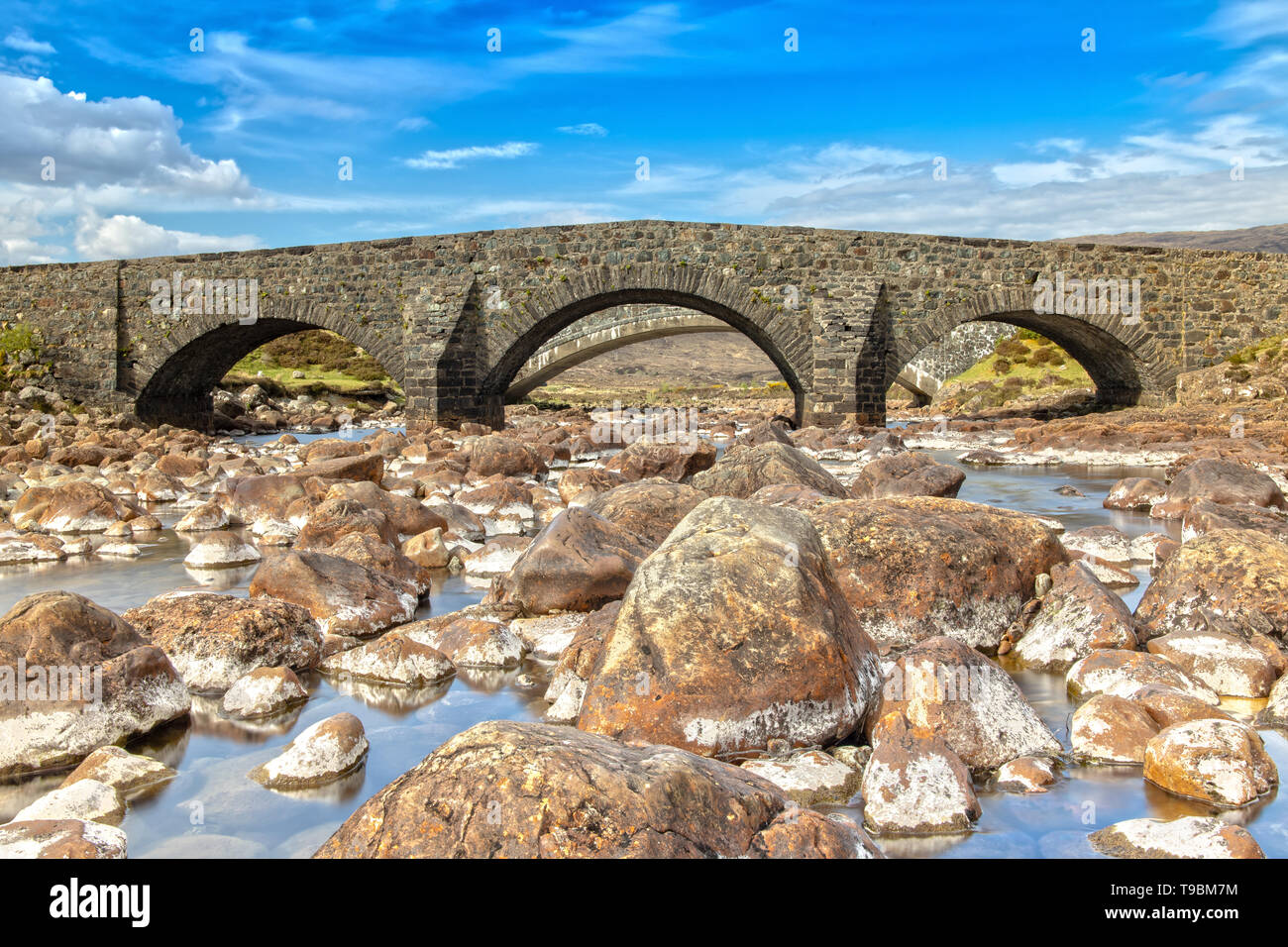 Il vecchio ponte Sligachan sull isola di Skye in Scozia Foto Stock