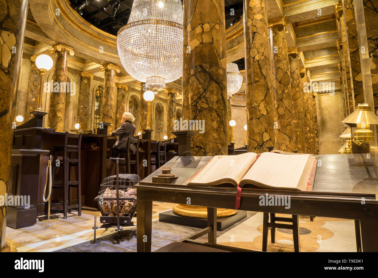 All'interno di Gringotts bank al Warner Bros Tour dello Studio " Realizzazione di Harry Potter", Leavesden, Londra Foto Stock