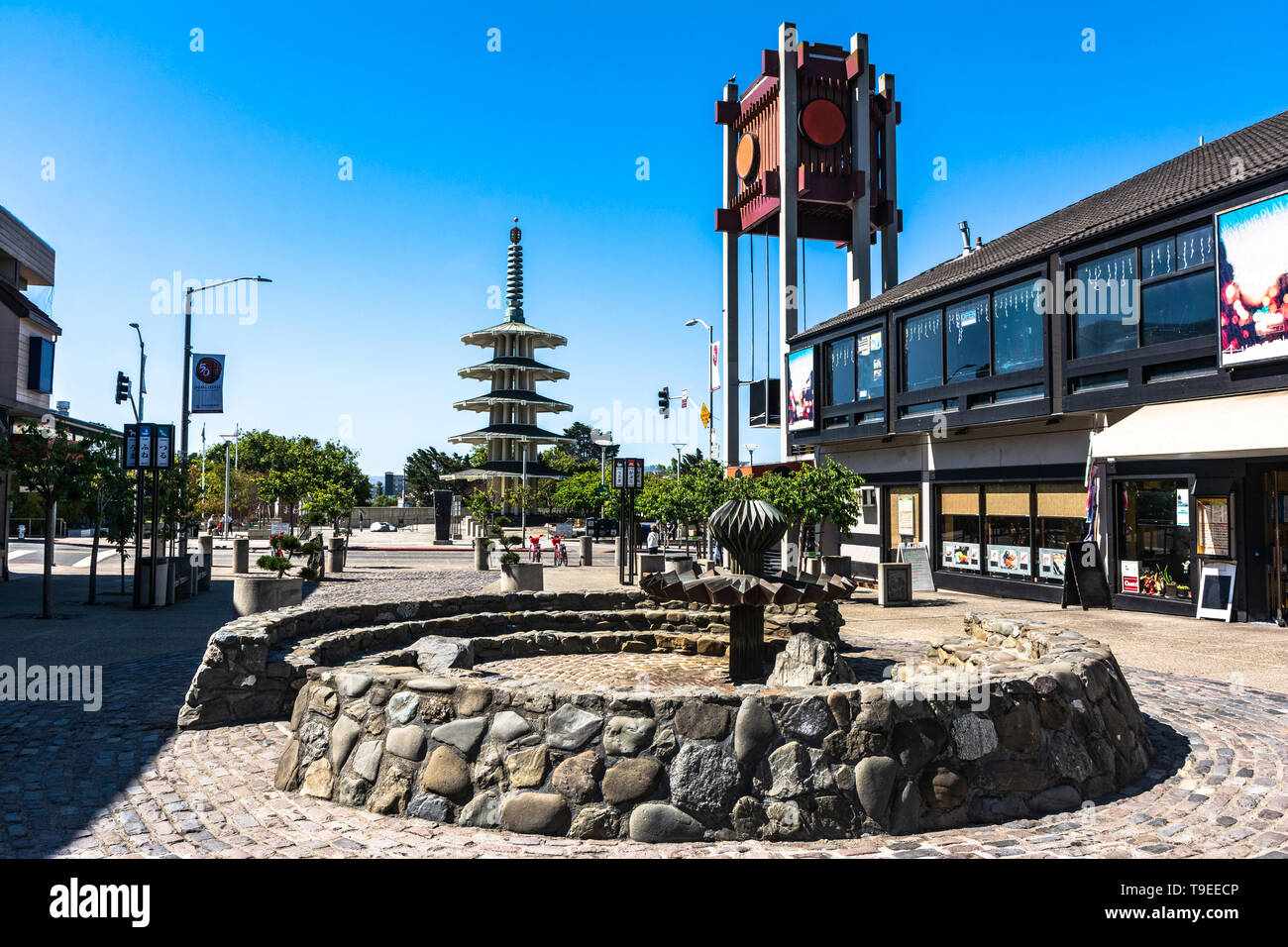 San Francisco, California, Stati Uniti d'America - 23 Giugno 2018 : Vista della Pagoda della Pace in Japantown Foto Stock